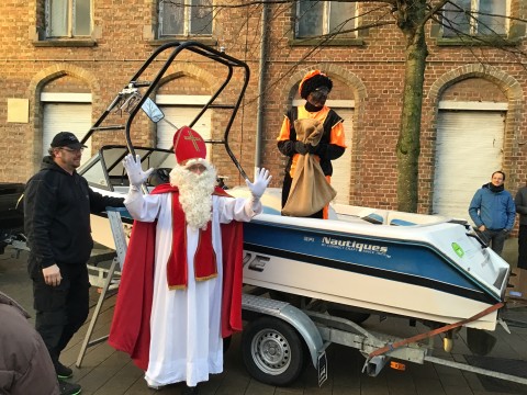 Sint en Piet op de boot - Zevekote